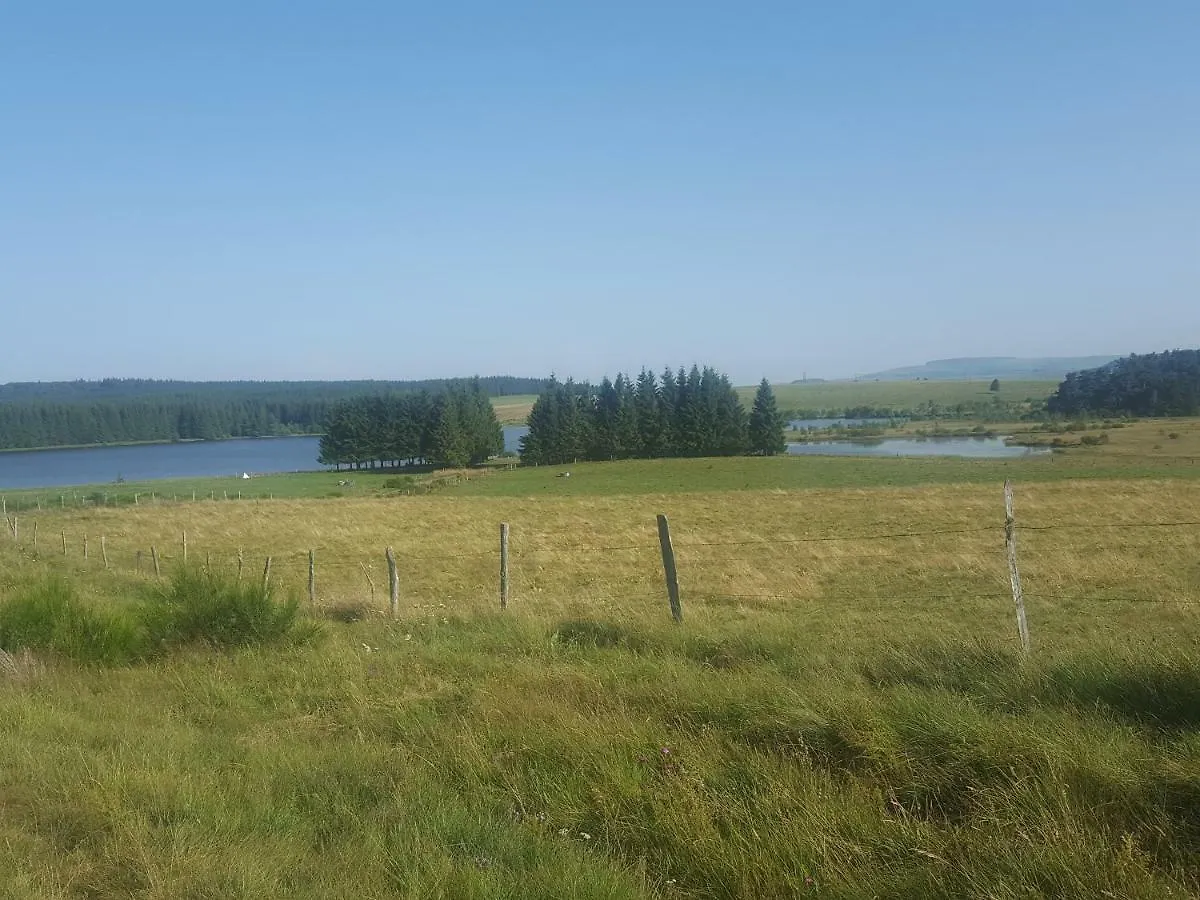 Gîte tout confort 4 personnes Besse-et-Saint-Anastaise 0*,